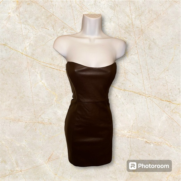 REVOLVE; ASTR THE LABEL Carmen Strapless Faux Leather Mini Dress Size Small - Picture 10 of 15